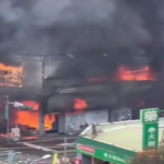 ببینید / آتش‌سوزی گسترده در فروشگاهی در تایوان