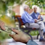 ببینید | ماجرای کم شدن حدود ۱ میلیون و ۶۰۰ هزار تومان از حقوق بازنشستگان چیست؟