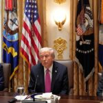 ببینید | لفاظی تهدیدآمیز معاون ترامپ در توضیح گسیل تسلیحات نظامی و نیروهای آمریکا به خاورمیانه