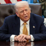 ببینید | جمله خبرساز کارشناس برنامه صداوسیما: شاید خدا کاری کند و تیر غیبی هم سمت ترامپ برود!