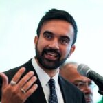 ببینید | حضور میدانی شهردار نیویورک در برف‌روبی مسیرهای مسدود شده پس از طوفان