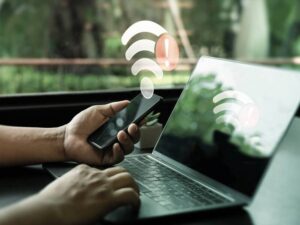 ببینید | آیا اینترنت در زمان محدودیت طبقاتی شده بود؟ / سخنگوی دولت توضیح داد