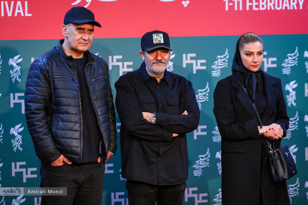 تصاویر | فتوکال فیلم سینمایی «غوطهور» با حضور مهران غفوریان، محسن قصابیان و محیا دهقانی تصاویر | فتوکال فیلم سینمایی «غوطهور» با حضور مهران غفوریان، محسن قصابیان و محیا دهقانی