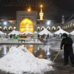 ببینید | بارش برف در حرم مطهر رضوی