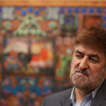 ببینید | حمله علی مطهری به رضا پهلوی: اگر عقل سیاسی داشت …