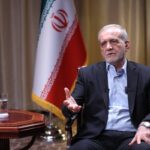 ببینید | پزشکیان: بسیاری از فرماندهان شهید ما حتی خانه نداشتند / بی انصاف نباشیم نسبت به این شهدا