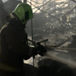 ببینید | حادثه آتش‌سوزی بازار جنت از زاویه داخل ماشین‌های اورژانس