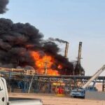 ببینید | اولین تصاویر از انفجار یک پالایشگاه نفت در عراق با یک کشته و ۱۳ زخمی