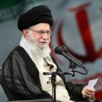 ببینید | رهبر انقلاب: قدرت ملی بیش از اینکه به موشک و هواپیما ارتباط داشته باشد به ایستادگی ملت ارتباط دارد