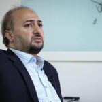 ببینید | افشاگری بزرگ علی سرزعیم: در دولت مرحوم رییسی، عبدالملکی ۱۰۰۰ نفر را به اسم یک قرارگاه وارد وزارت کار کرد!