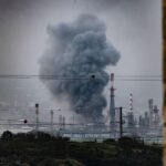 آغاز به کار کانال «انتخاب» در پیام‌رسان «بله» و «روبیکا» 
ببینید / تصاویر دوربین‌های مداربسته از لحظه اصابت موشک‌های ایرانی به پالایشگاه حیفا