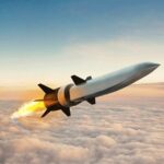 ببینید | تلاش ژاندرمری برای جمع‌آوری بقایای موشکی که در هاتای سقوط کرد!