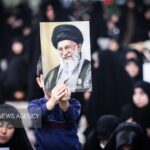 طنین الله اکبر زائران حرم رضوی همزمان‌ با فعالیت پدافند هوایی