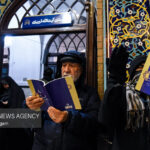عزاداری زائران رضوی در شب بیست و یکم ماه مبارک رمضان