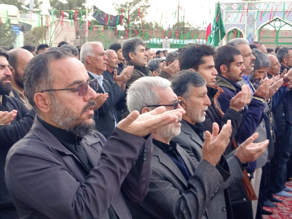 اقامه نماز عید سعید فطر در شهرستان مرزی خواف