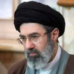ببینید | شعار مردم در میدان ونک تهران در حمایت از آیت‌الله مجتبی خامنه‌ای