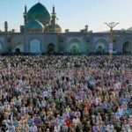 ببینید | تصاویر خیره‌کننده از حضور انبوه نمازگزاران عید فطر در حرم رضوی