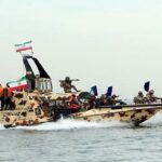 عکس | تصویر ماهوراه‌ای جالب از ۳۳ قایق تندرو تهاجمی سپاه در حال بازگشت از ماموریت گشت‌زنی در تنگه هرمز