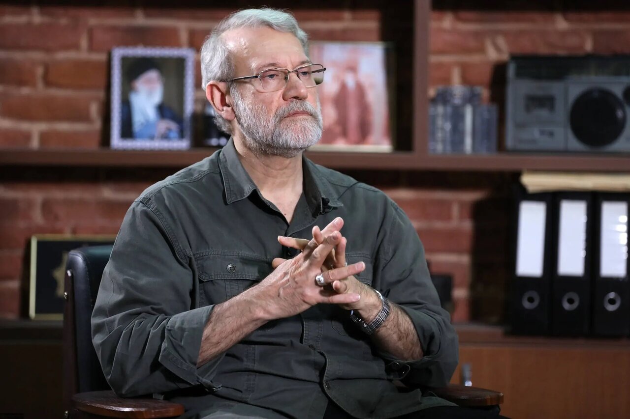 ببینید | دکتر لاریجانی: همه ورزشکارها را دوست دارم اما خودم کوهنوردم/سیاسیون نباید مدیر ورزشی شوند