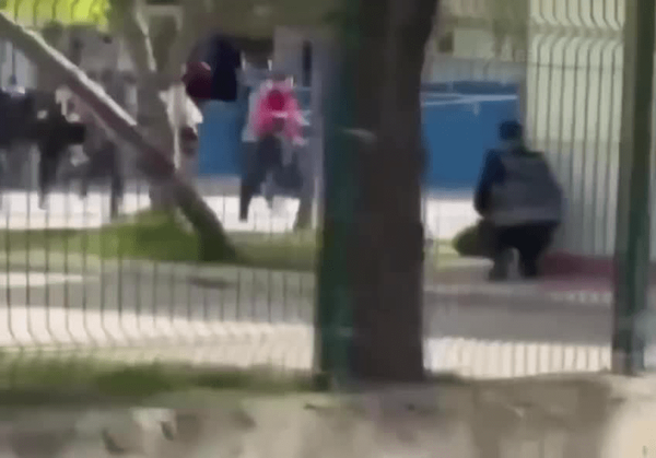آغاز به کار کانال «انتخاب» در پیامرسان «بله» و «روبیکا» ببینید / تیراندازی در دبیرستانی در ترکیه با ۱۶ زخمی و خودکشی مهاجم آغاز به کار کانال «انتخاب» در پیامرسان «بله» و «روبیکا» ببینید / تیراندازی در دبیرستانی در ترکیه با ۱۶ زخمی و خودکشی مهاجم