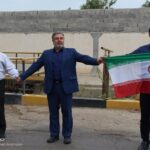 ببینید |  زنجیره انسانی مردم ترکیه مقابل نیروگاه تبریز