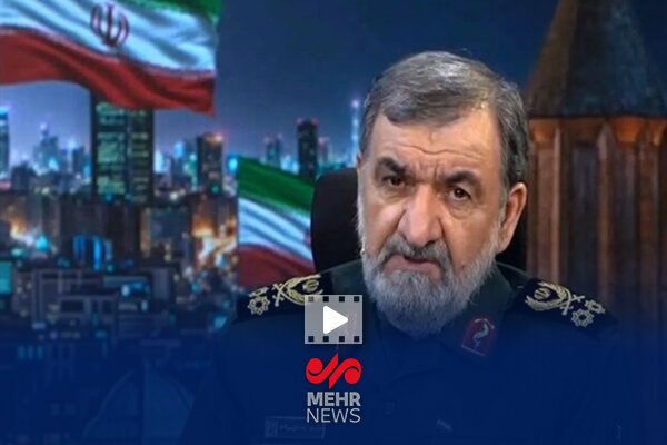 محسن رضایی: ترامپ میخواهد پلیس تنگه هرمز شود محسن رضایی: ترامپ میخواهد پلیس تنگه هرمز شود