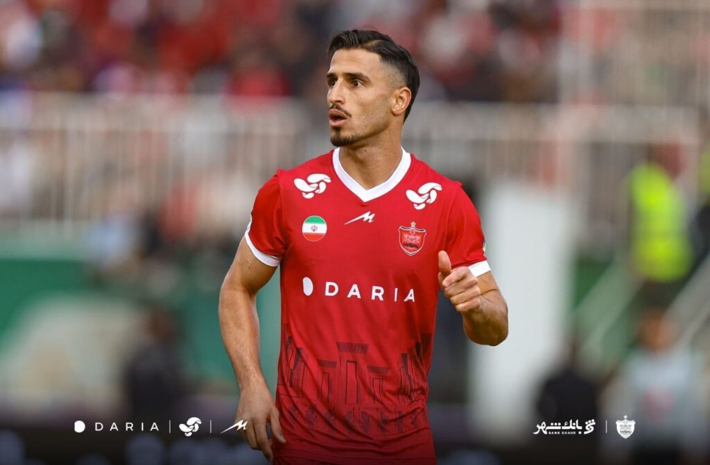 ببینید | مهاجم پرسپولیس و عضو تیم ملی فوتبال: دوست دارم گلی که میزنم را تقدیم رهبر شهید انقلاب کنم
