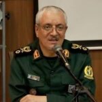 ببینید |  سردار طلایی‌نیک: آمریکا دیوانه‌وار دچار غرور جنون‌آمیز شده است