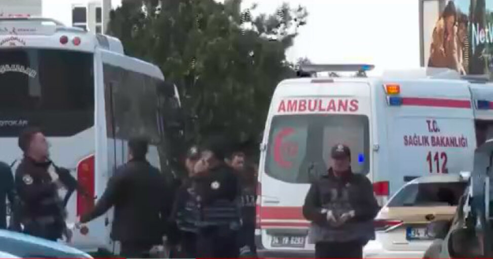 ببینید | تصاویر تازه از حمله به کنسولگری اسرائیل در ترکیه ببینید | تصاویر تازه از حمله به کنسولگری اسرائیل در ترکیه