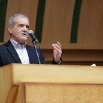 پزشکیان: بدون وا دادن وارد مذاکرات شدیم/کشورهای منطقه به چشم دیگری به ما نگاه می‌کنند، آنها برادران ما هستند/ می‌خواستند سه روزه نظام را ساقط کنند
