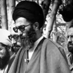 عکس | تصویری از تبلیغات انتخاباتی رهبر شهید انقلاب برای انتخابات ریاست جمهوری در دهه ۶۰