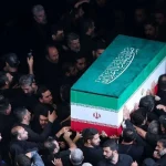 آغاز به کار کانال «انتخاب» در پیام‌رسان «بله» و «روبیکا» 
ببینید/ لحظه ورود هواپیمای حامل پیکر رهبر شهید انقلاب به مشهد