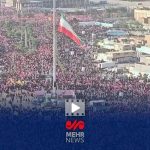 حضور جمعیت بی‌پایان عاشقان رهبر شهید در خیابان‌های اطراف مسجد جمکران