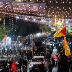 خیابان امام رضا مشهد در بامداد بیقراری زائران رهبر شهید