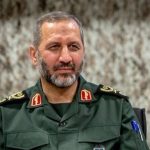 عکس | حضور سردار سید مجید موسوی فرماندۀ هوافضای سپاه در مراسم بدرقه پیکر رهبر شهید انقلاب