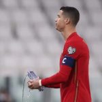 ببینید | هیجان فوق‌العاده هنگام خروج رونالدو از هتل محل اقامت