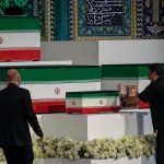 ببینید | ادای احترام هیئت‌هایی از روسیه و چین به رهبر شهید ایران