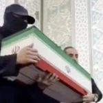 ببینید | هویت فرد با چهره پوشیده در روز تشییع رهبر شهید انقلاب مشخص شد