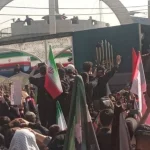 آغاز به کار کانال «انتخاب» در پیام‌رسان «بله» و «روبیکا» 
ببینید/ خودروی حامل پیکر مطهر رهبر شهید انقلاب و خانواده شهید ایشان