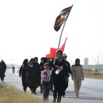 زائران پیاده؛ فرسخ‌ها راه به عشق زیارت امام رضا(ع)