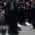 سربازان کوچک اربعین؛هم‌قدم با امام حسین (ع) در خیابان امام رضا(ع) مشهد