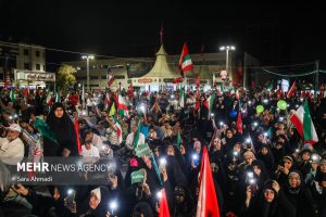 صفحه اصلی مواکب فرهنگی و هنری در اجتماع تجدید بیعت با امام زمان(عج) مشهد