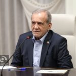 کنایه جالب پزشکیان: ظالم‌ترین آدم‌ها کسانی هستند که مقابل حرف درست می‌ایستند + فیلم / به نظر شما مخاطب این حرف‌های رئیس جمهور کیست؟