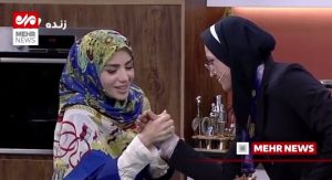 صفحه اصلی ببینید | مچ اندازی مجری با قهرمان برنز مچ اندازی جهان روی آنتن زنده تلویزیون