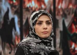 صفحه اصلی اقدام عجیب مجری زن تلویزیون؛ ورود با تراکتور به استودیوی صداوسیما: میخواهم اسرائیل را شخم بزنم + فیلم