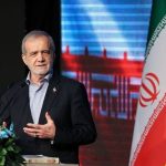 رئیس جمهور از کارمندان خواست سه‌شنبه بدون خودرو سر کار بروند + فیلم